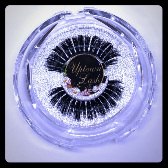 Lashes - Picture 1 of 1